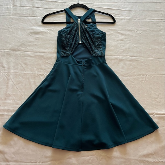 Speechless Jade Green Fit & Flare With Lace Detail Party Skater Dress Size 3 - Picture 2 of 7